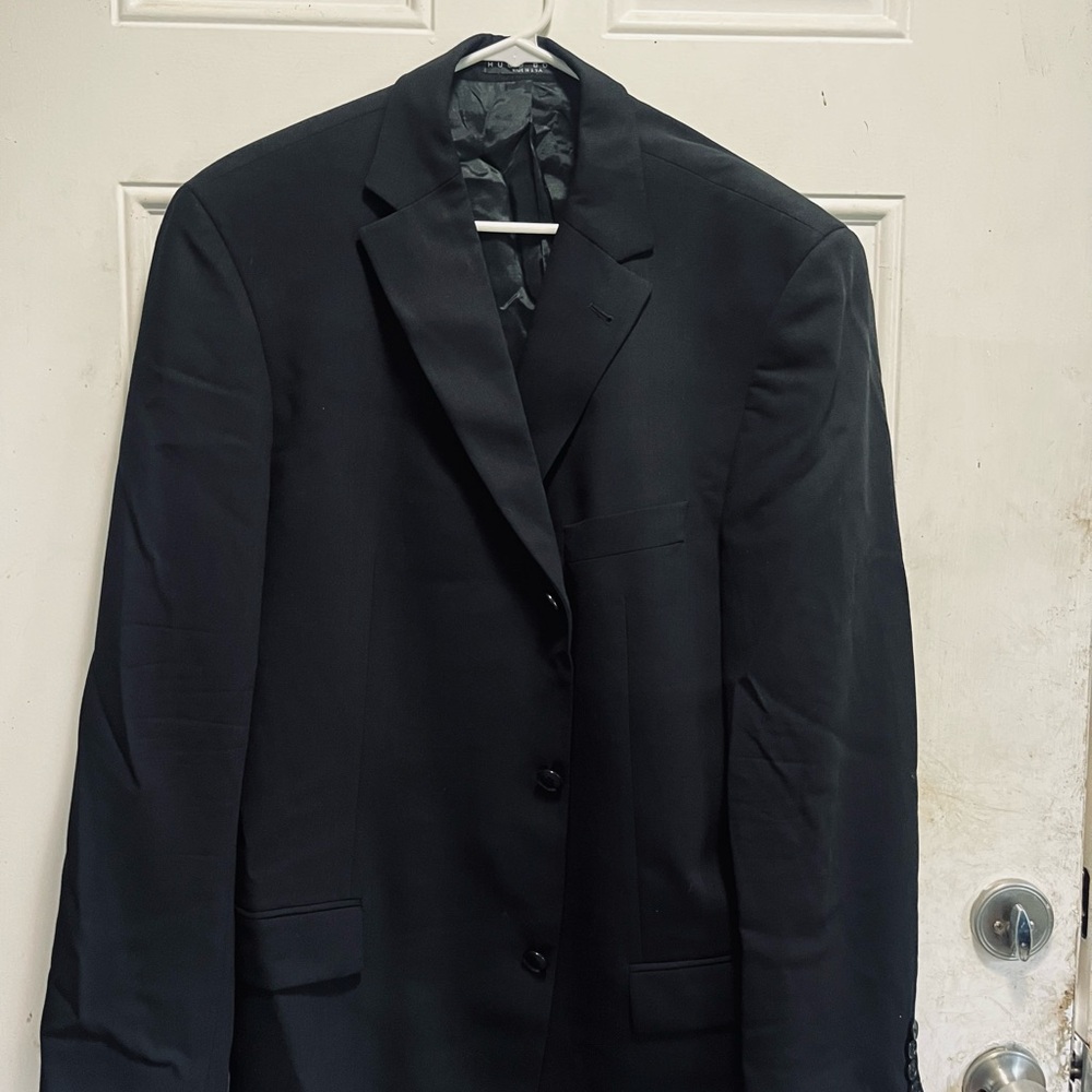 Hugo Boss Elegant Black Blazer